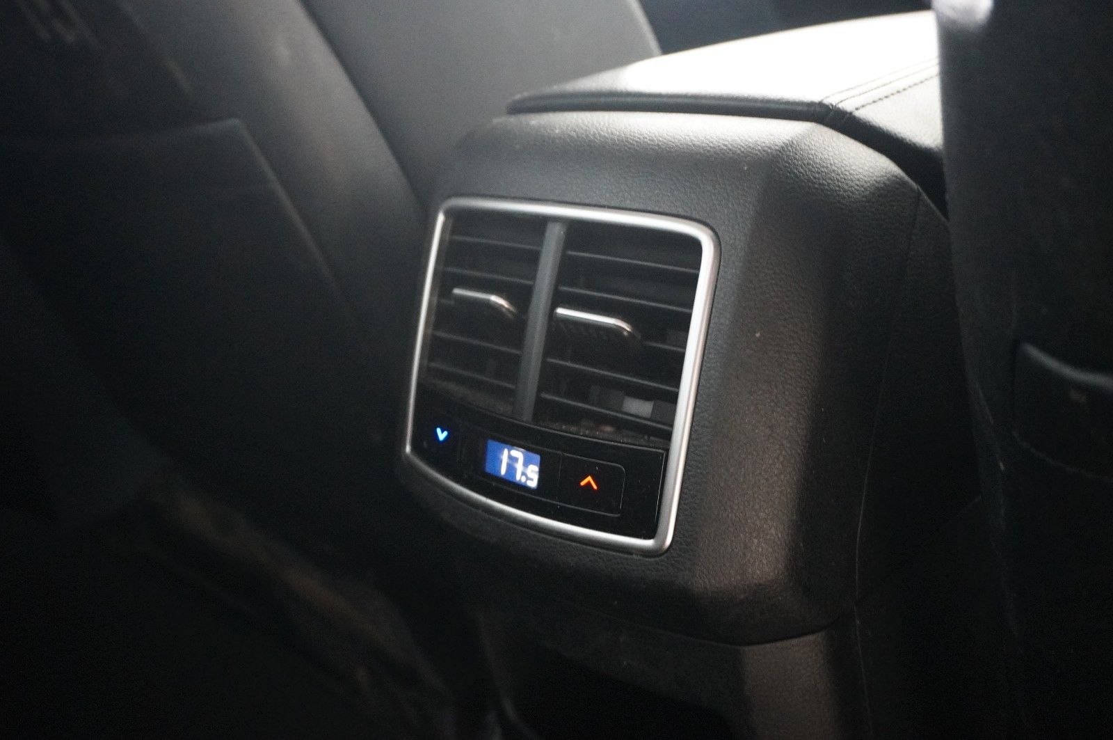 Fahrzeugabbildung Kia Sportage 1.6 HYBRID AWD NAVI/LED/KAMERA/SPORT/SH