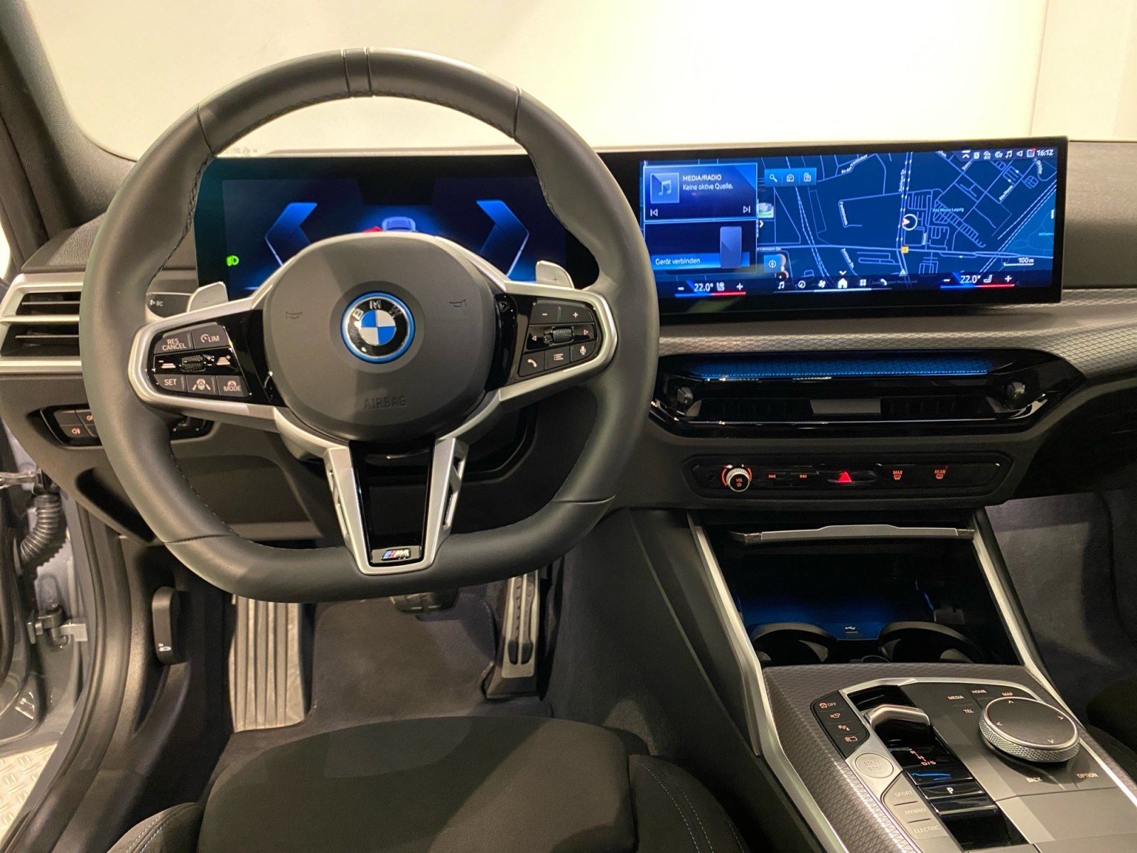 BMW 330 - Bild 7