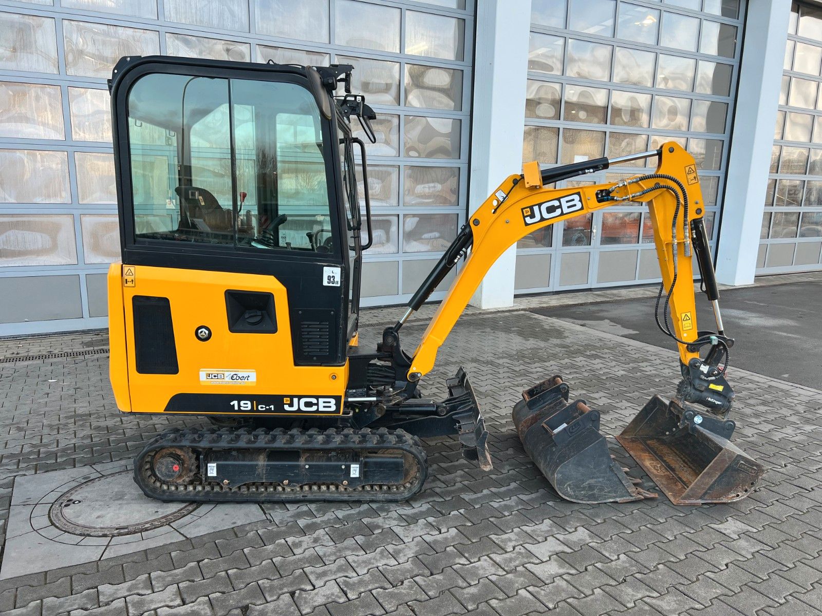 Fahrzeugabbildung JCB 19C-1 / nur 504h! / Powertilt / 2022