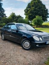 Mercedes-Benz DaimlerChrysler  E240  4-MATIC - gebrauchte Mercedes-Benz E 240 aus dem Jahr 2005