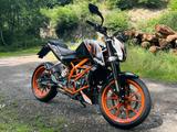 KTM 390 Duke - KTM VON 251 BIS 500 CCM