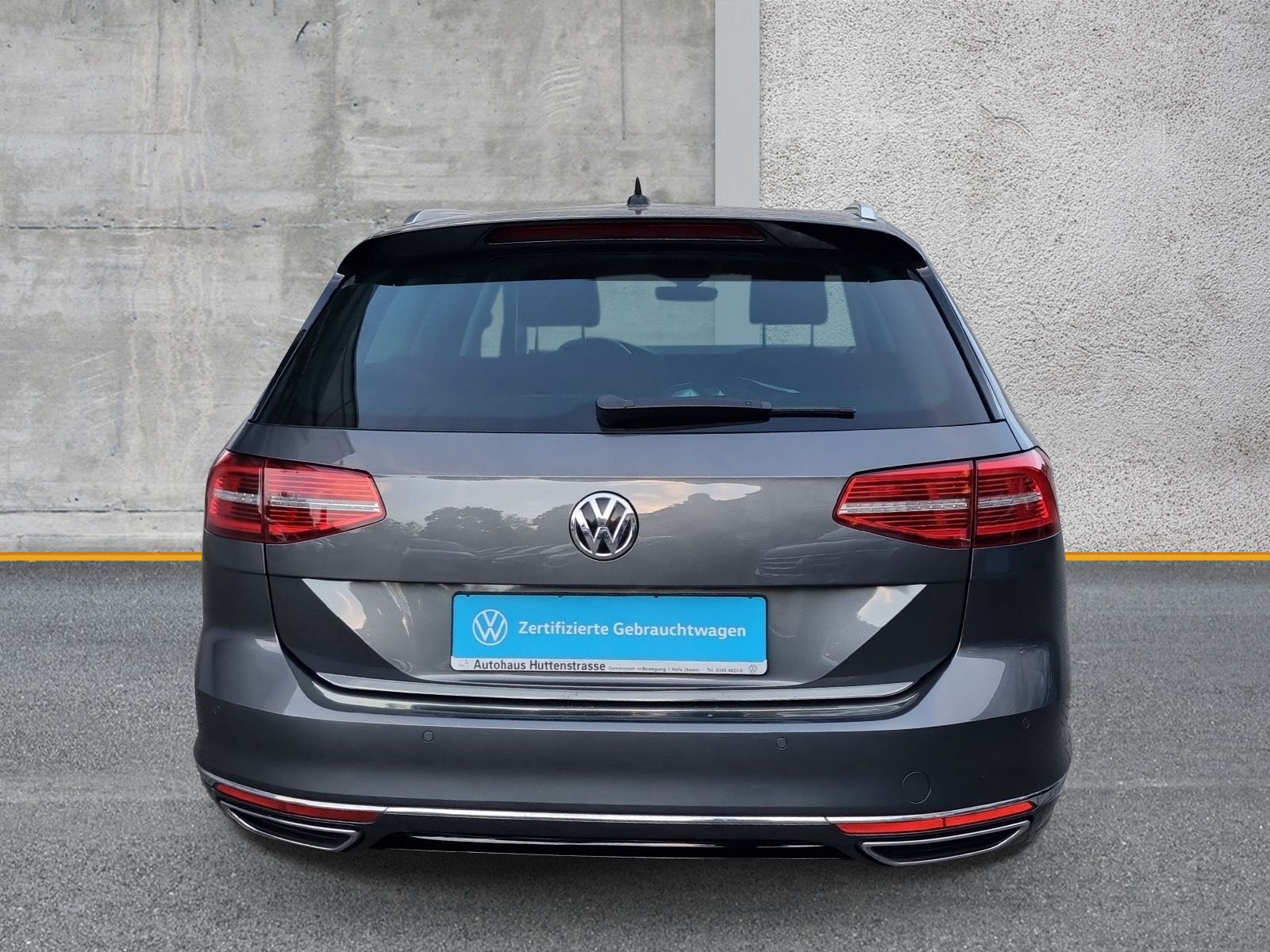 Fahrzeugabbildung Volkswagen Passat Variant 1.8 TSI DSG R-Line AHK eKLAPPE KA