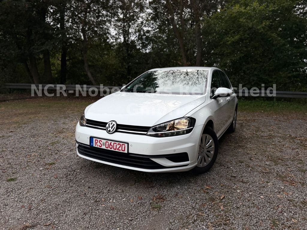 Image of Volkswagen Golf