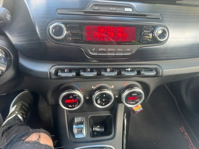 Fahrzeugabbildung Alfa Romeo Giulietta Turismo Sportiva LEDER