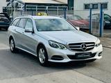 Mercedes-Benz E 220 T CDI Avantgarde *TAXI*NAVI*MEMORY*LEDER** - Mercedes-Benz E 220 mit Diesel-Antrieb: Leder, Navigationssystem, Kombi, Automatik, Klimaanlage