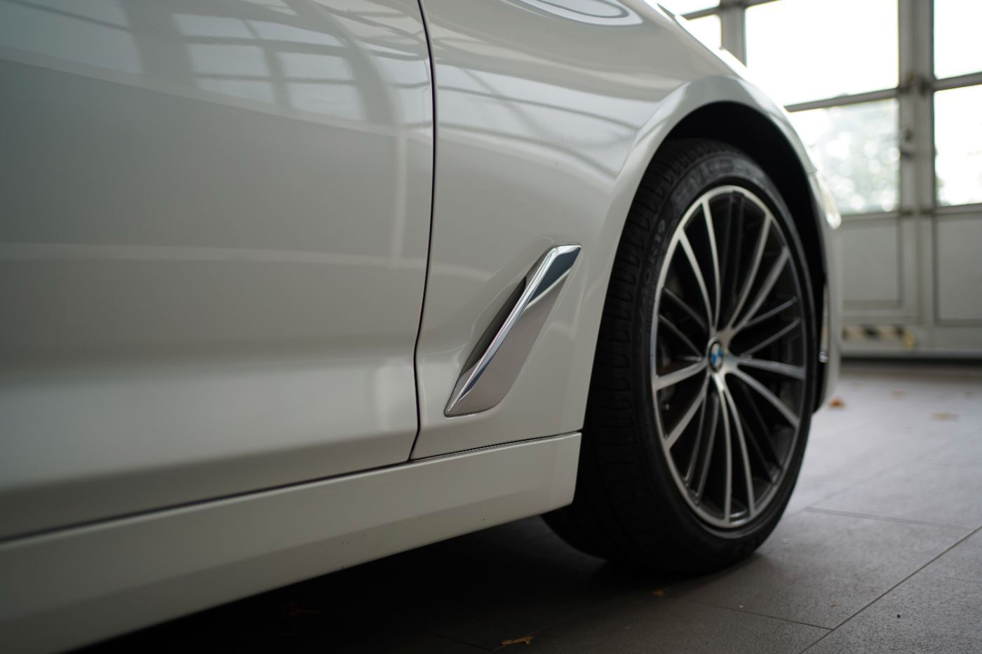 Fahrzeugabbildung BMW 530d xDri Luxury Line Laserlicht+Standheizun+AHK