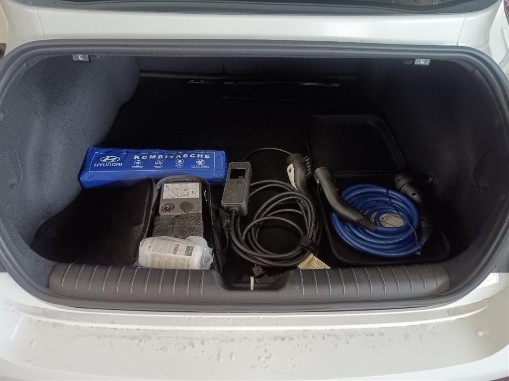 Hyundai IONIQ 6 77,4kWh 2WD MY25 DYNAMIQ Navi Digitales 
