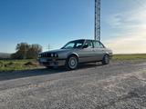 BMW E30 325i - BMW 325 aus 1987: 325i