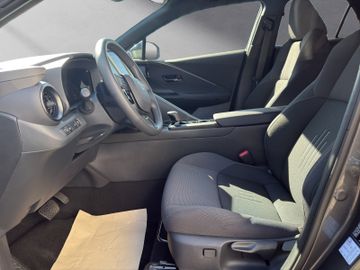 Toyota C-HR - 9