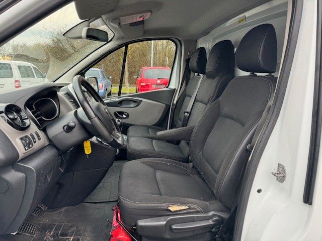 Fahrzeugabbildung Nissan NV300 Kastenwagen KAMERA MFL KLIMA