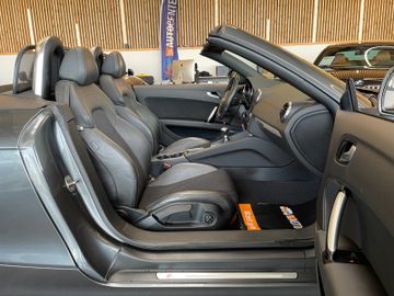 Audi TT Roadster 2.0 TDI quattro *1.HAND*BI-XEN*BOSE*