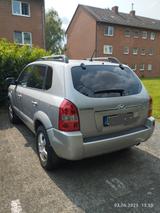 Hyundai TUCSON 2.0 GLS 4WD GLS LPG Gas - Hyundai TUCSON mit LPG-Antrieb: Geländewagen, 2.0