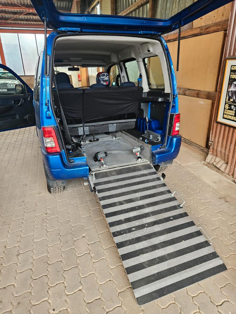 Citroën Berlingo 1.6 16V Multispace Rollstuhl, Rampe