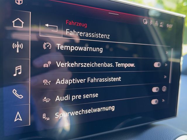 Q2 S line 35 TFSI 110150 kWPS S tronic