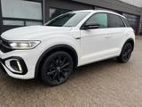 Volkswagen T-Roc R-Line 1 Hand , Standheizung ACC Teilleder - Volkswagen T-Roc mit Diesel-Antrieb: Limousine