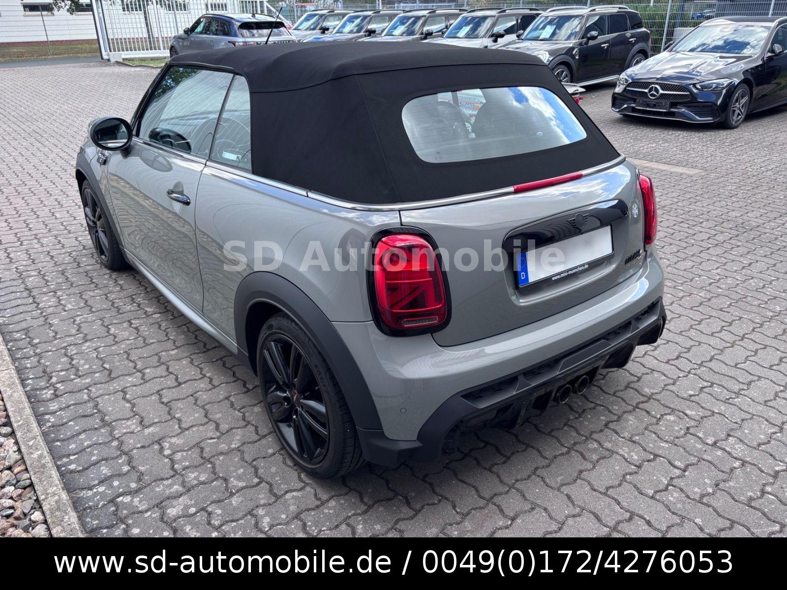 MINI Cooper S Cabrio John Cooper Works Trim