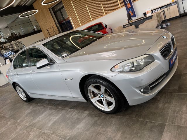 BMW 525d Lim. Aut.*NAVI*PDC*SHZ*STARTSTOP*VOLLLEDER*
