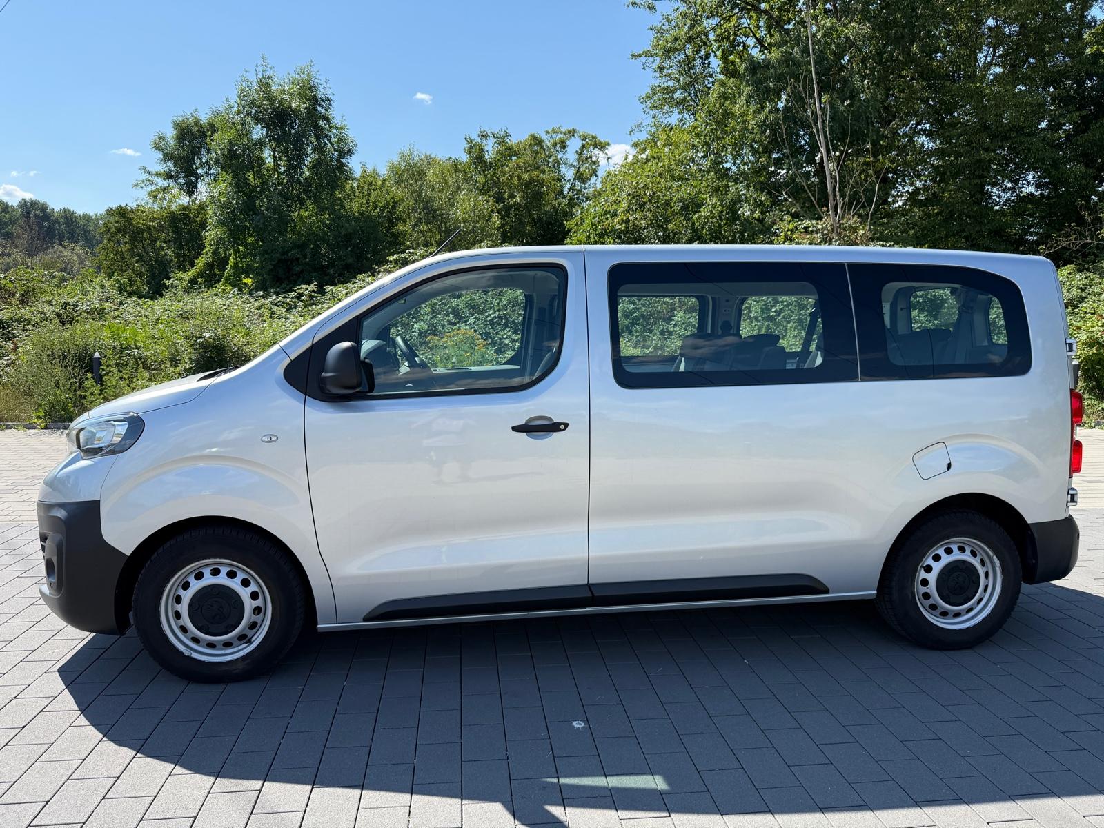 Peugeot Expert Kombi L2 8 Sitze erst 25 tkm