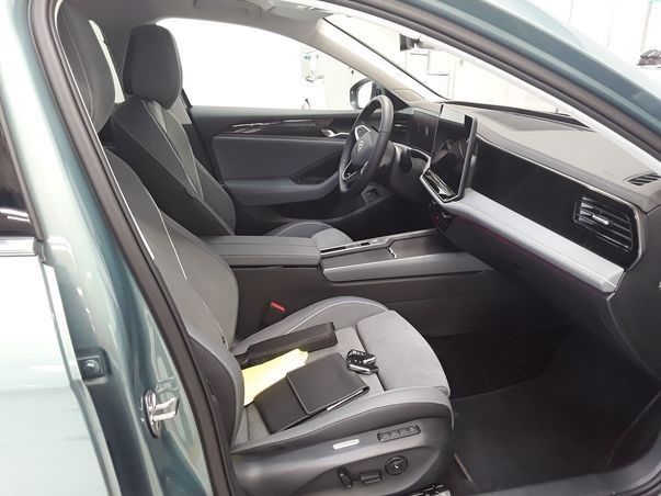 Passat Variant 1.5 TSI eHybrid Business AHK