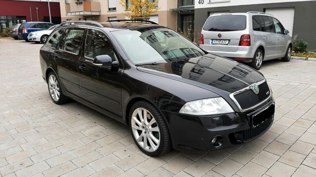 Skoda Octavia Combi RS 2.0  TÜV 01/26 