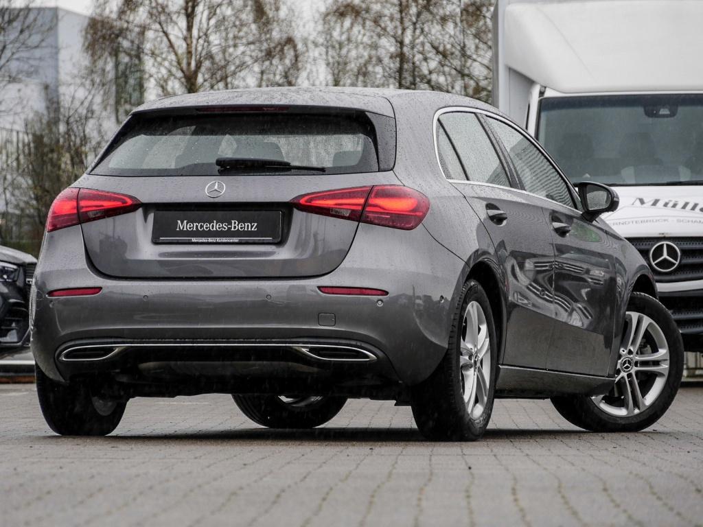 Mercedes-Benz A 180 Progressive/LED/Cam/Totw/Winter/SHZ/17'