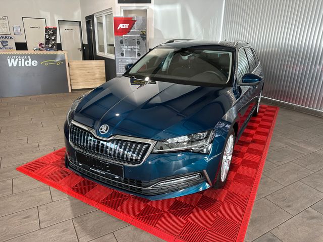 Skoda Superb IV Style Navi ACC LED Pano AHK Alcantara