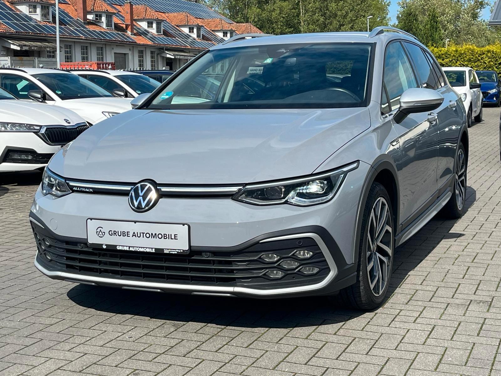 Volkswagen Golf VIII Alltrack 4M DSG*LED*NAV*SHZ*AHK*CAM