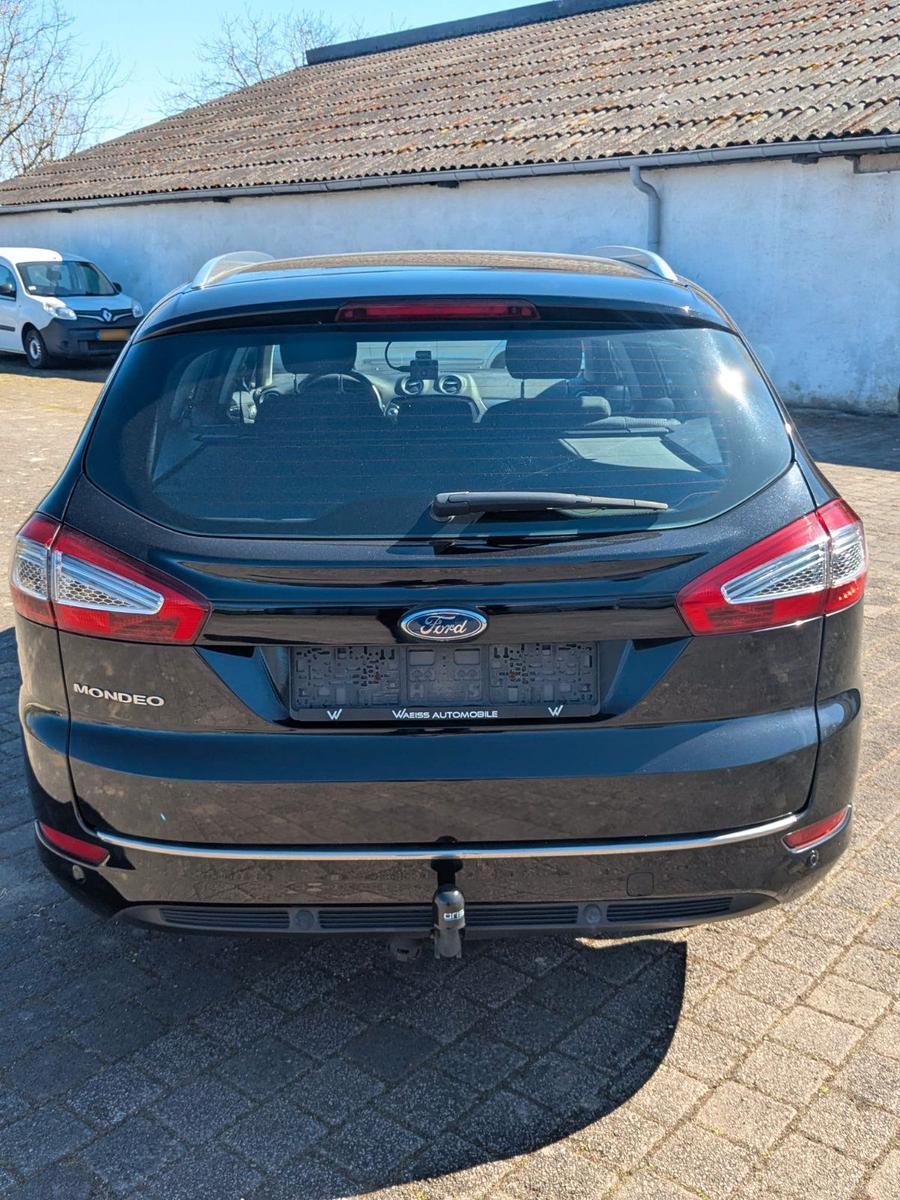 Ford Mondeo 2012 — фото 11