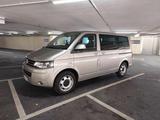 Volkswagen Multivan T5 Life - Volkswagen LT aus 2013