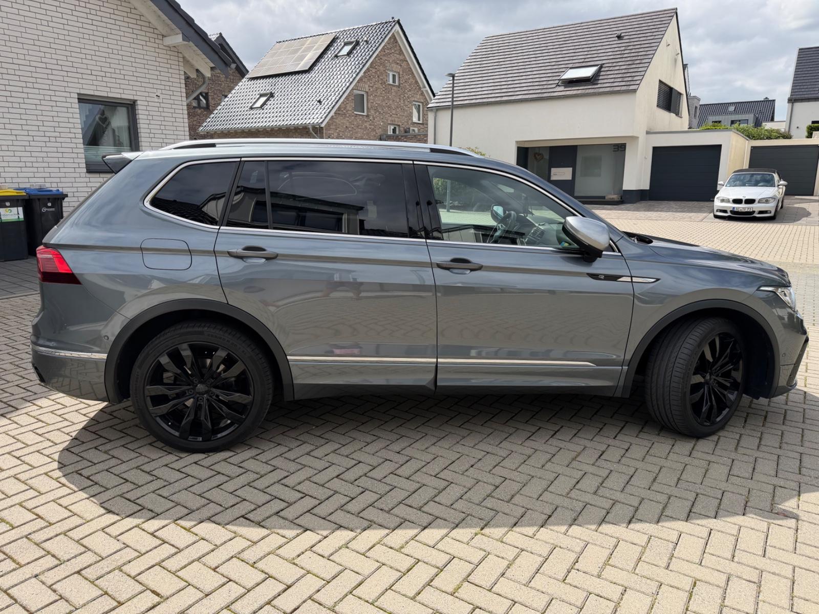 Volkswagen Tiguan Allspace 2.0 TDI SCR R-Line 7-Sitze
