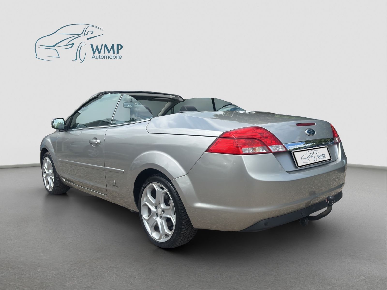 Fahrzeugabbildung Ford Focus Cabrio Titanium/Leder/AHK/SHZ/PDC/