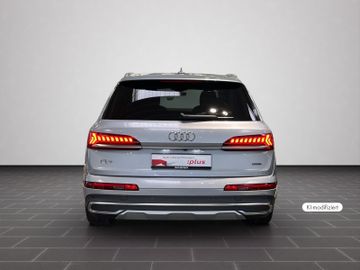 Audi Q7 - 6