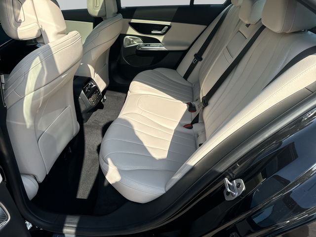 MERCEDES-BENZ E 200 – Bild 10