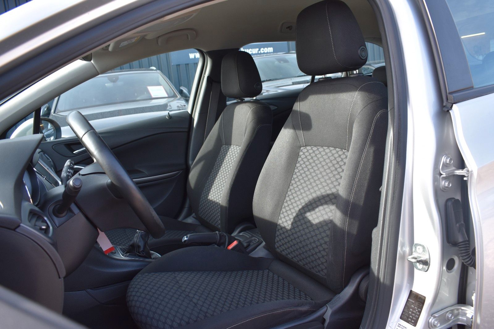 Fahrzeugabbildung Opel Astra K Sports Tourer Edition KLIMA/PDC/TEMPOMAT