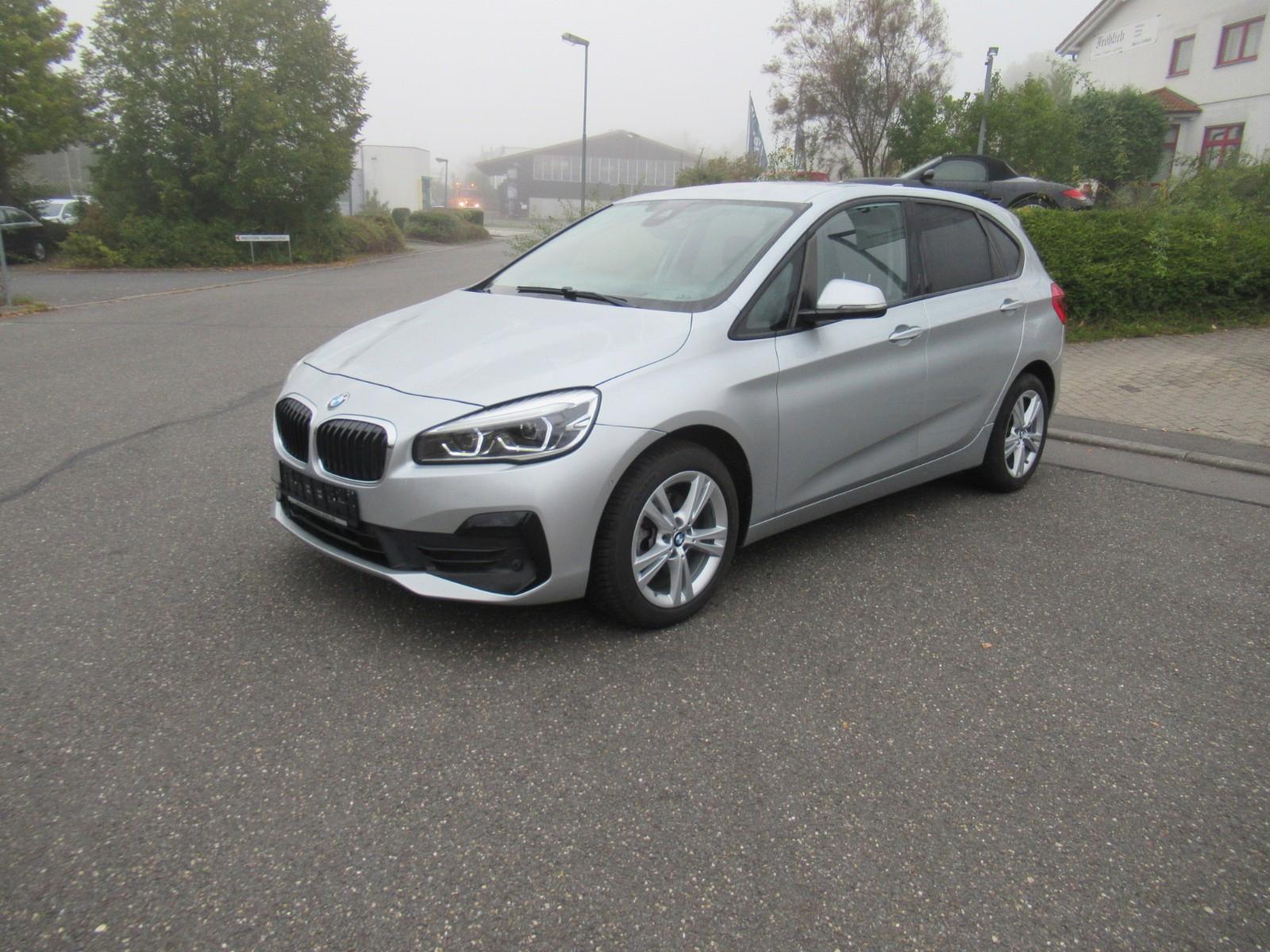 BMW 218i Active Tourer Advantage