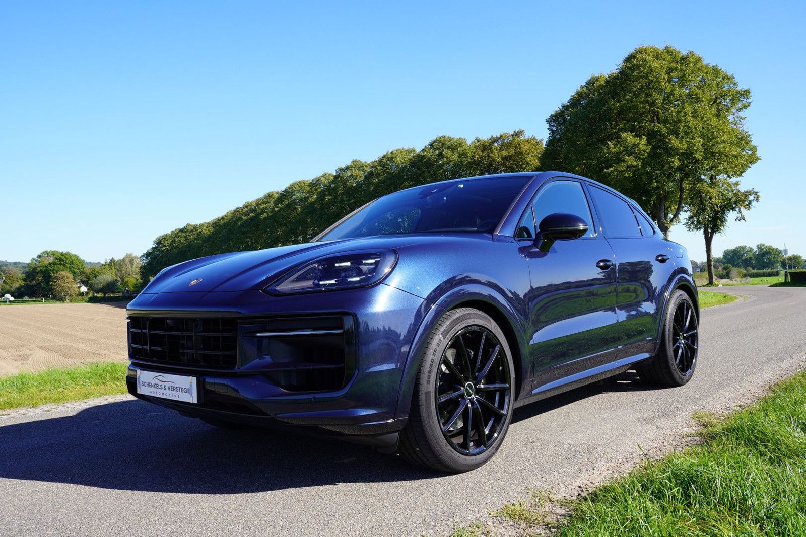 Porsche Cayenne Coupé 3.0 E-Hybrid / BTW / Sport Design