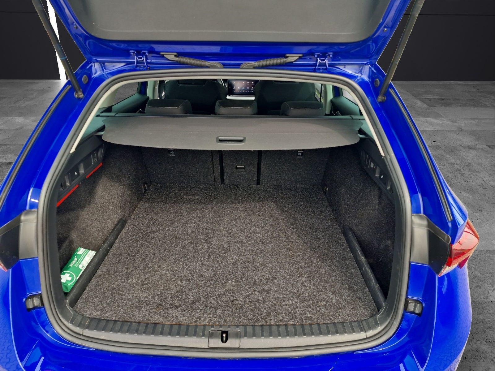 Fahrzeugabbildung SKODA Octavia Combi Style iV 1.4 TSI DSG AHZ ACC LED P