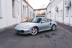 Fahrzeugabbildung Porsche 996 Turbo Coupé  *Schalter / Schalensitze*