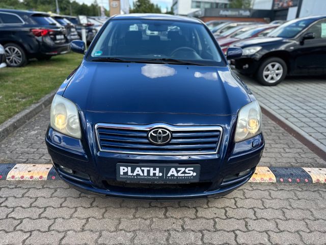 Toyota Avensis 1.8 Liftback