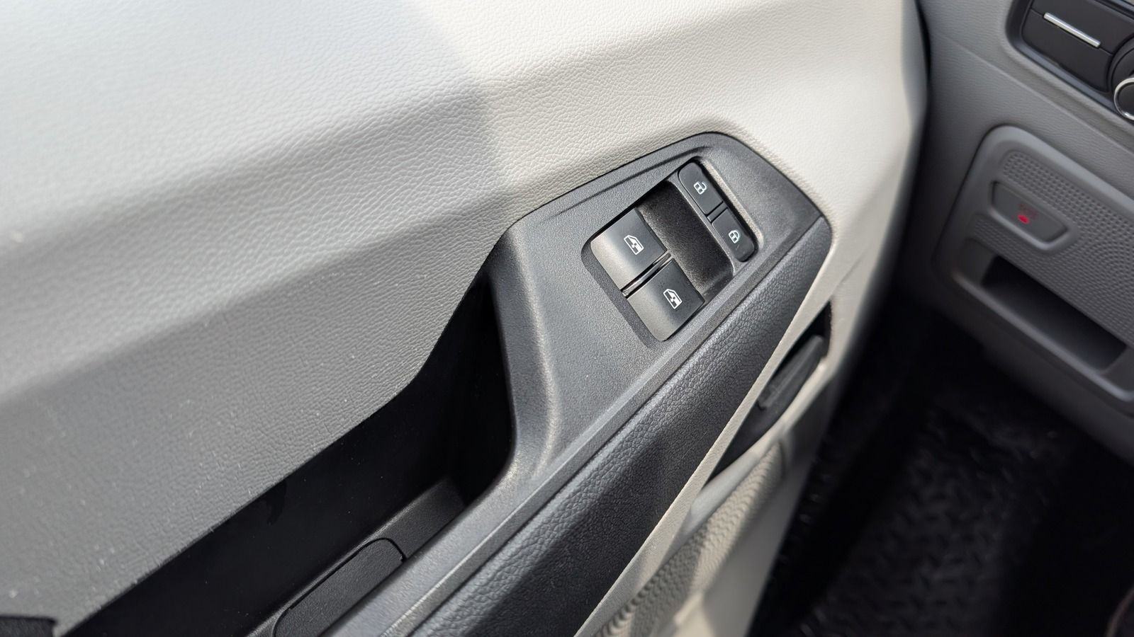 Fahrzeugabbildung Andere MAXUS Deliver 9 2.0 D * Tempomat * PDC * Kamera