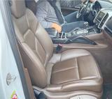 Porsche Cayenne 2015 Modell  262 PS  Seh... - Porsche Gebrauchtwagen in Erfurt