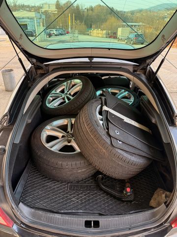 Insignia Innovation 2.0 CDTI*LEDER*SHZ*