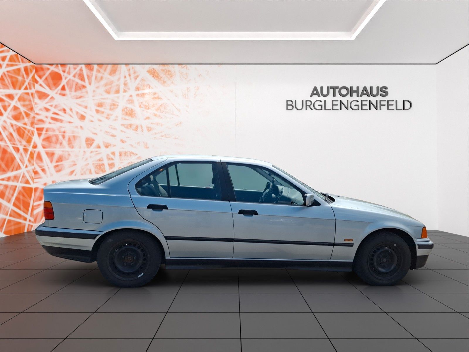 Fahrzeugabbildung BMW 318 ! Schiebedach ! SHZ ! PDC ! TÜV 05/26