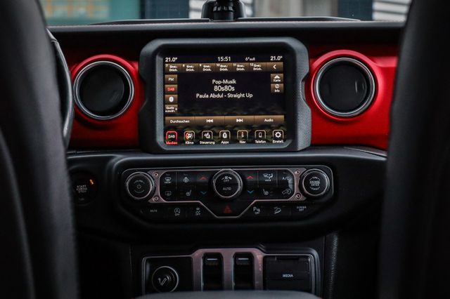 Fahrzeugabbildung Jeep Wrangler 2.2 CRDi Rubicon Leder Navi LED Seilw