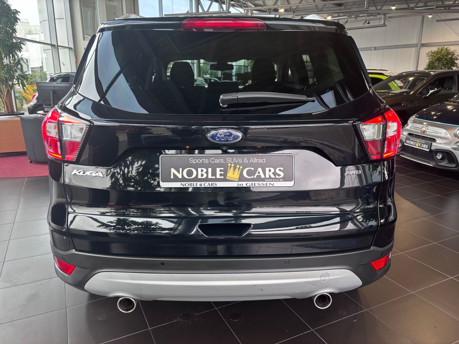 Fahrzeugabbildung Ford Kuga Titanium Allrad AHK XENON NAVI