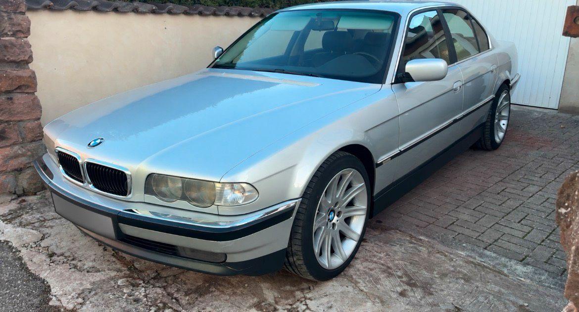 BMW 728