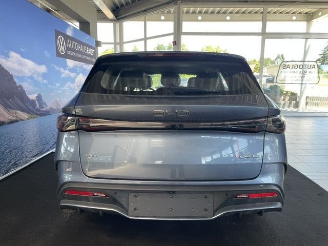 BYD SEAL
