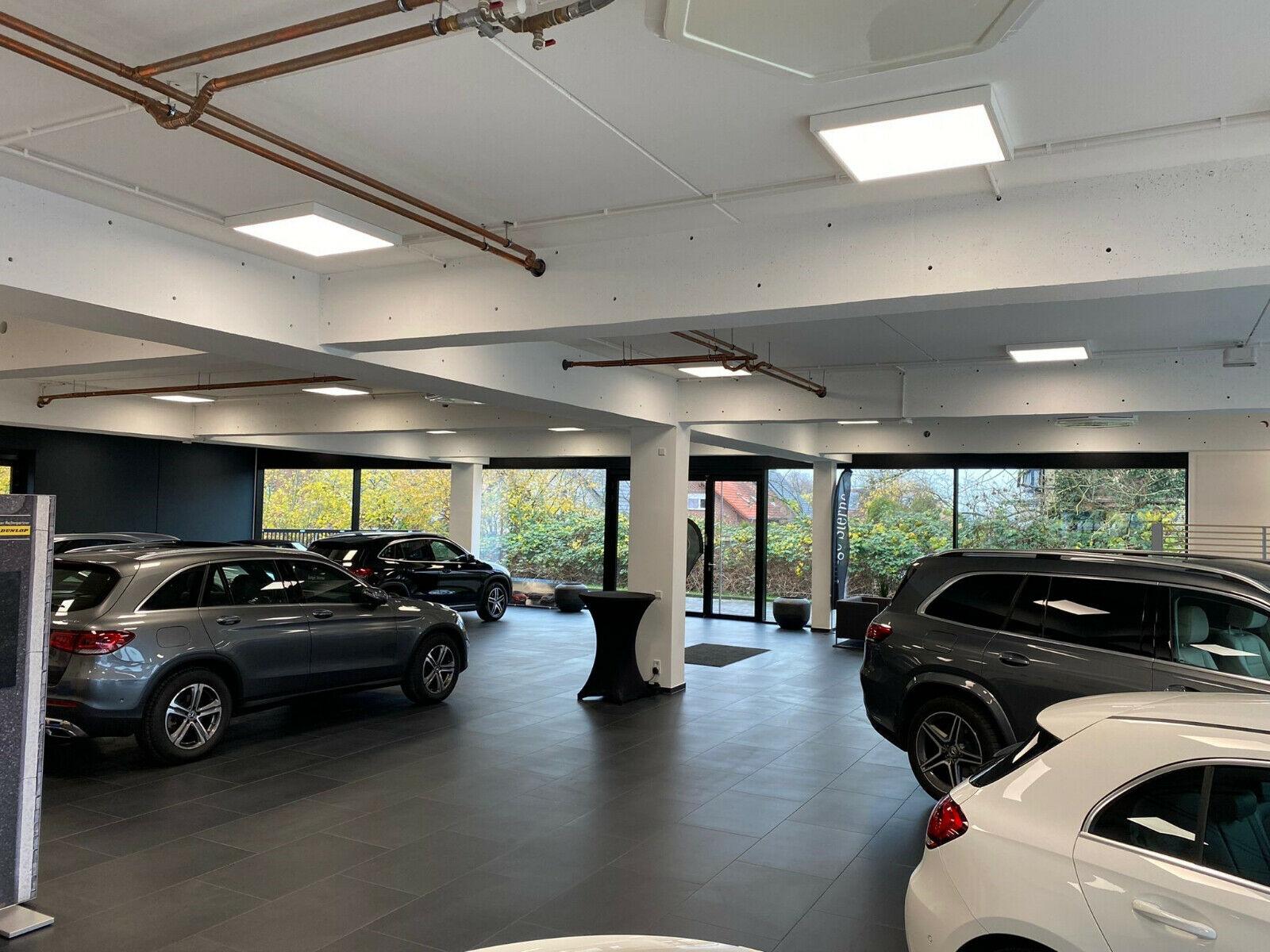 showroom-image-bottom
