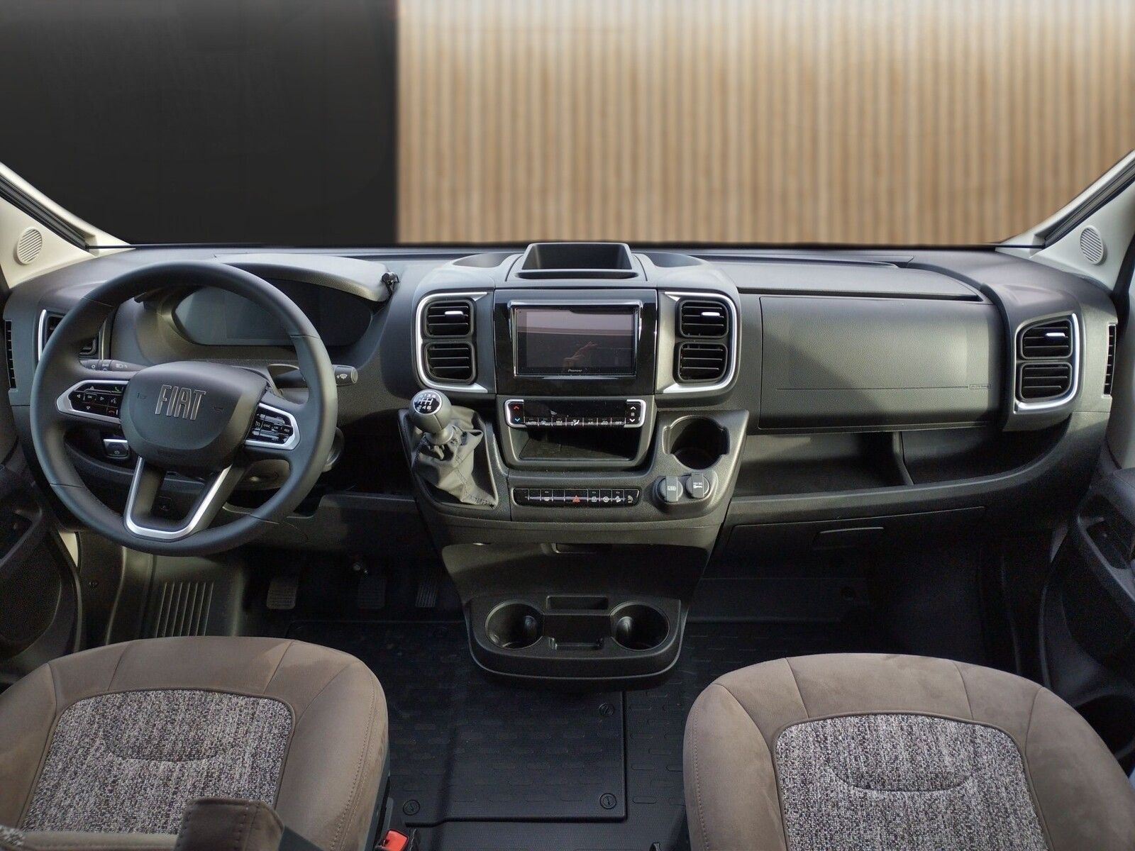 Fahrzeugabbildung Malibu Van compact 600 LE Klimaautomatik, Radio DAB,