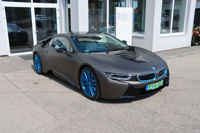 BMW i8 Coupe 7500km